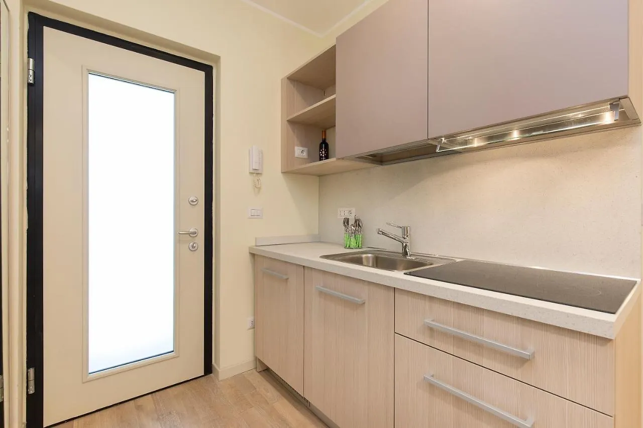 Mono Via Bellinzona Apartment Como Italy